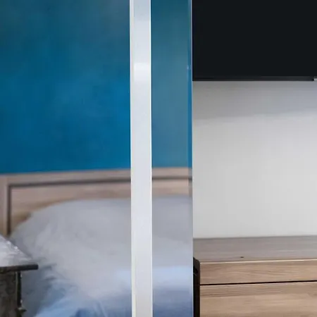 Hyper Centre - Rue St Laud, 2min Ralliement アパート アンジェ