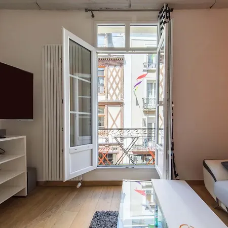 Appartement Hyper Centre - Rue St Laud, 2min Ralliement