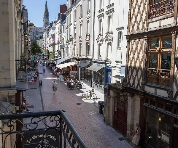 Hyper Centre - Rue St Laud, 2min Ralliement Lägenhet *